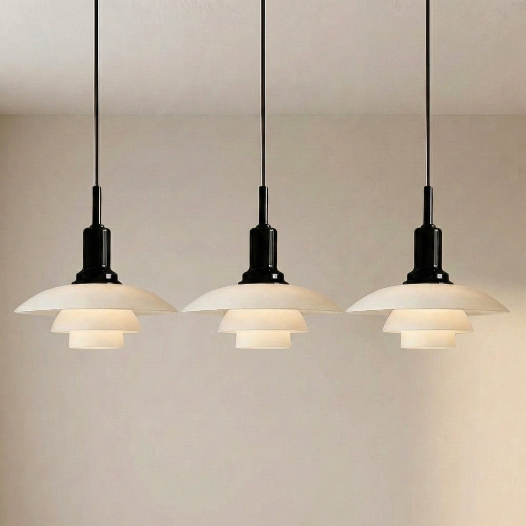 Dansk designpendel med 2/3 lys
