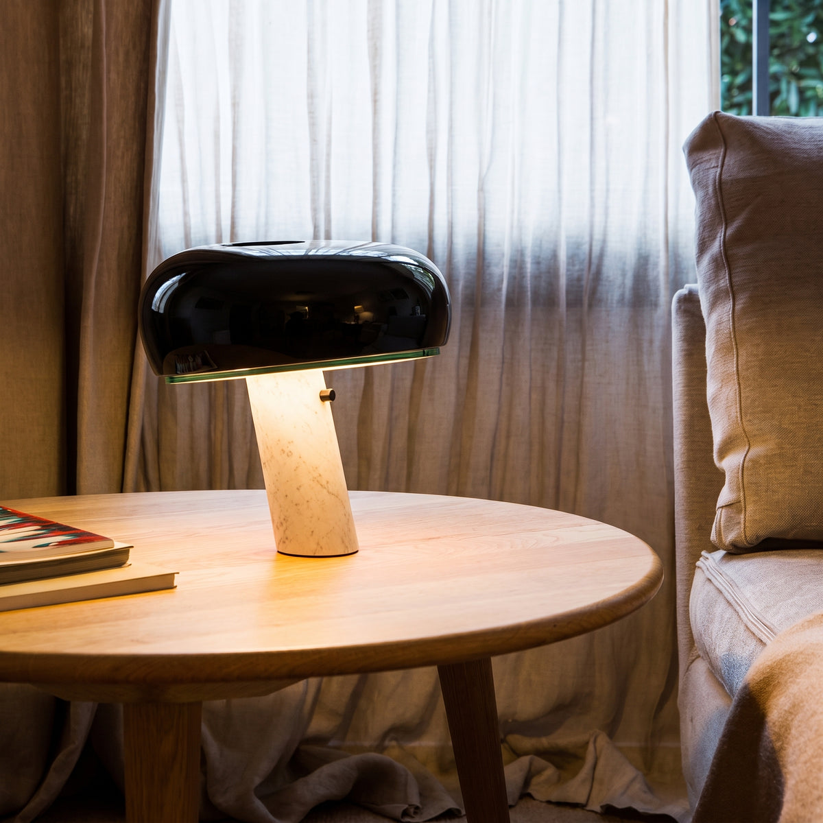 Cupola White Marble Table Lamp