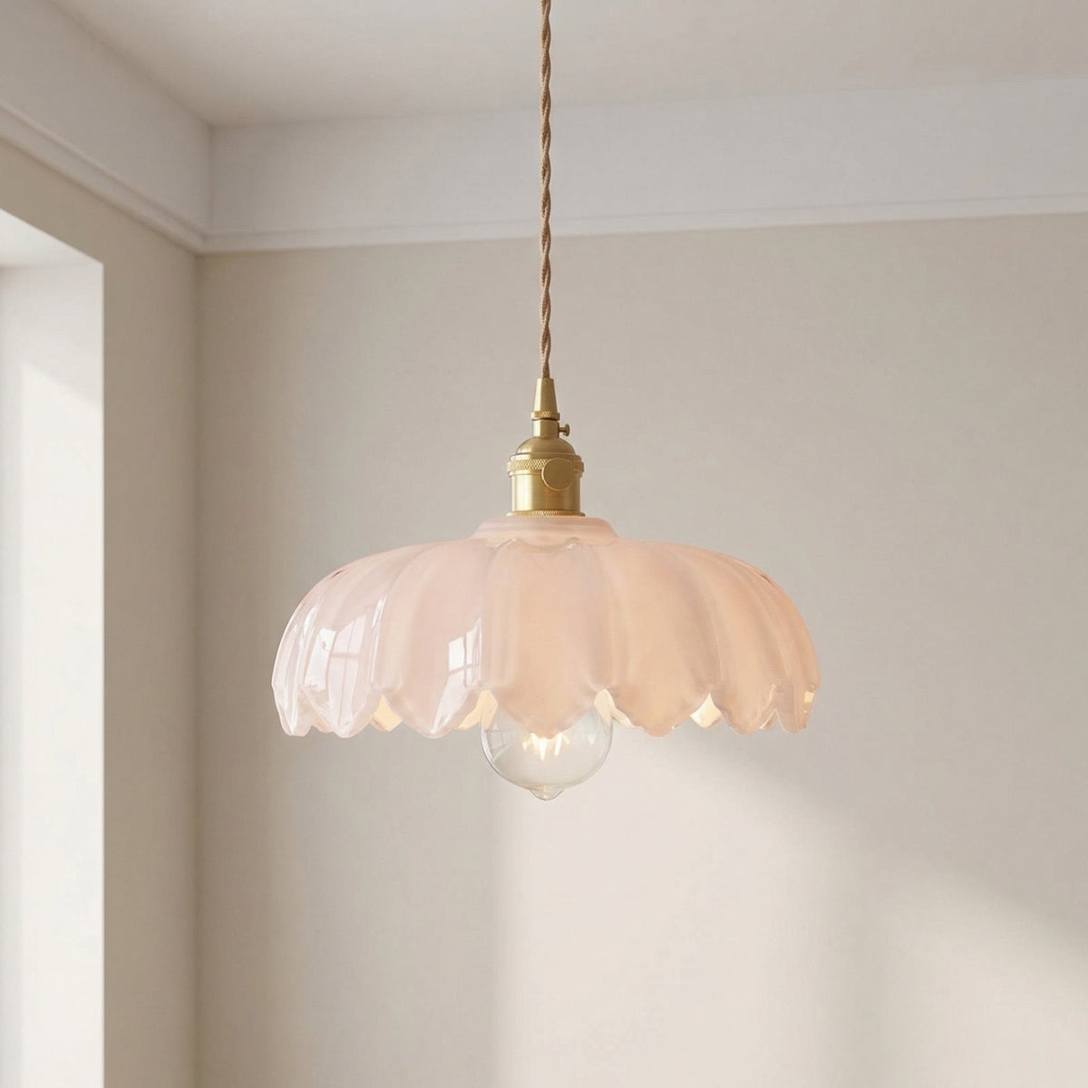 Lampada a sospensione a fiore in vetro