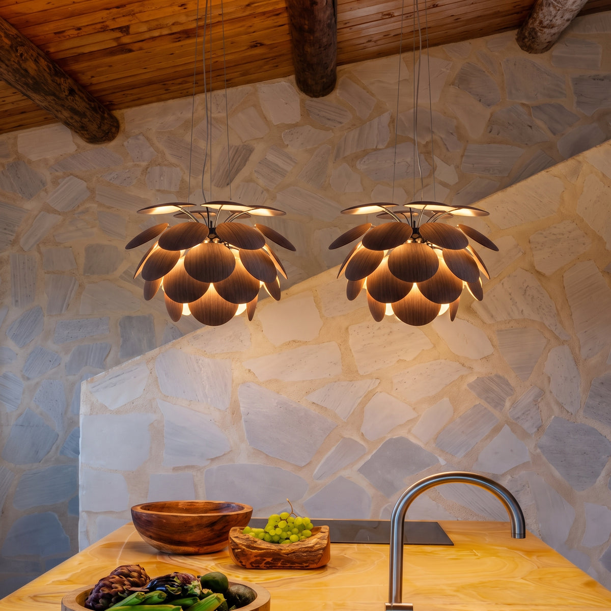 Hasra Pinecone Pendant Light
