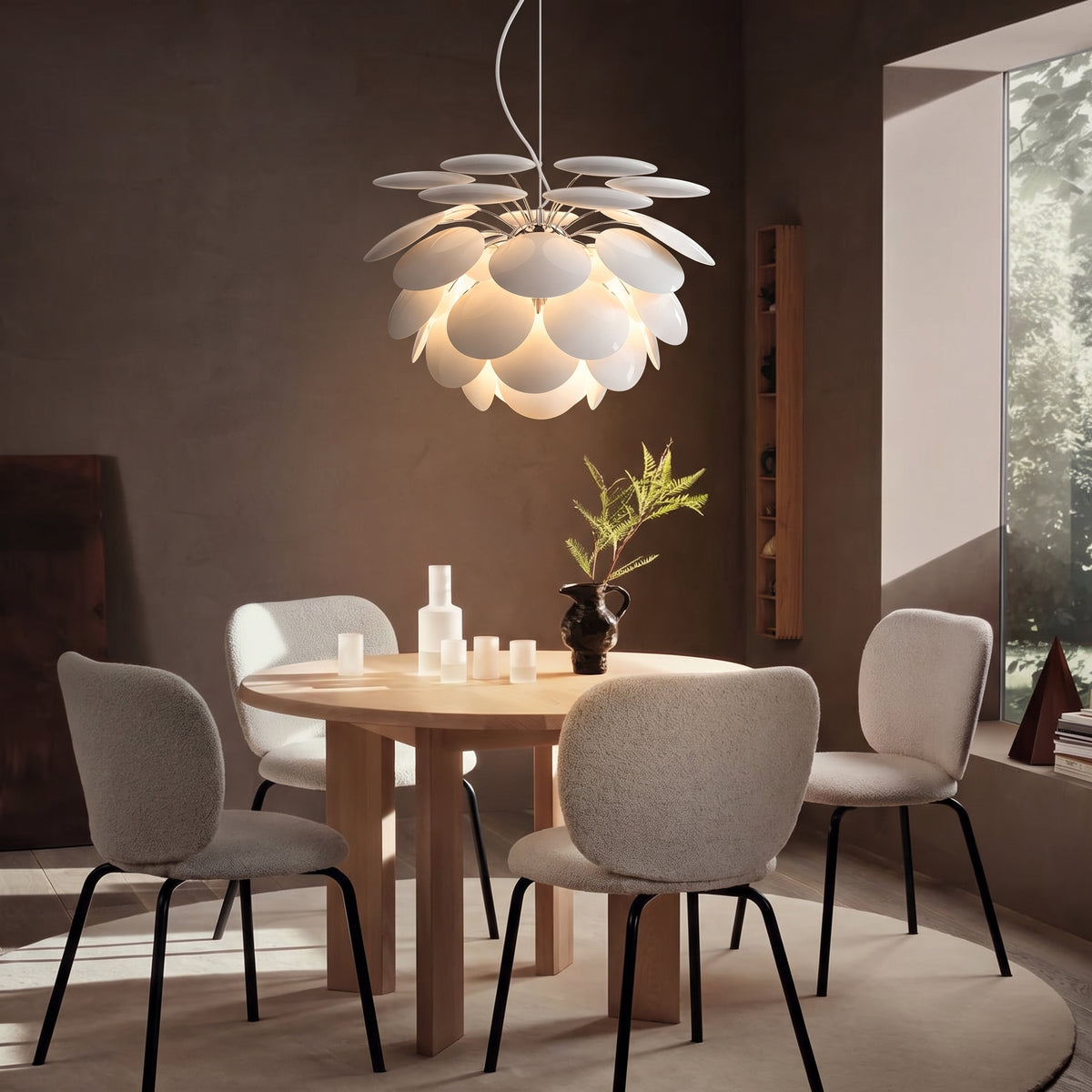 Hasra Pinecone Pendant Light