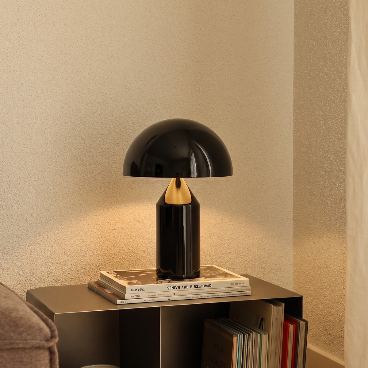 Metal Mushroom Table Lamp