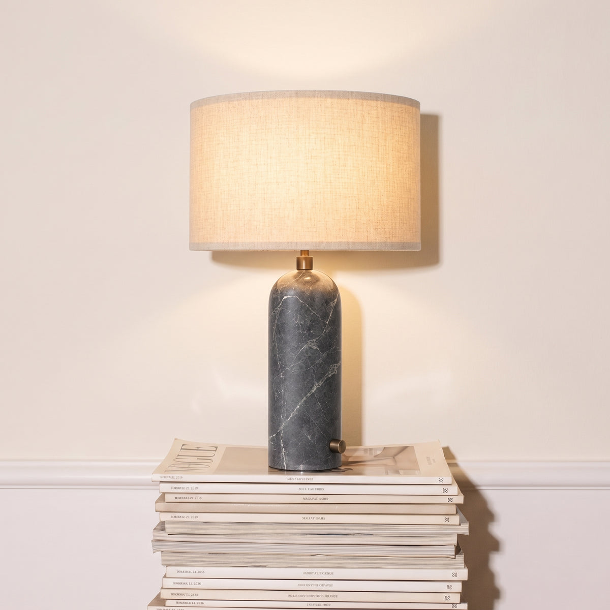 Nimbus Marble Silk Table Lamp