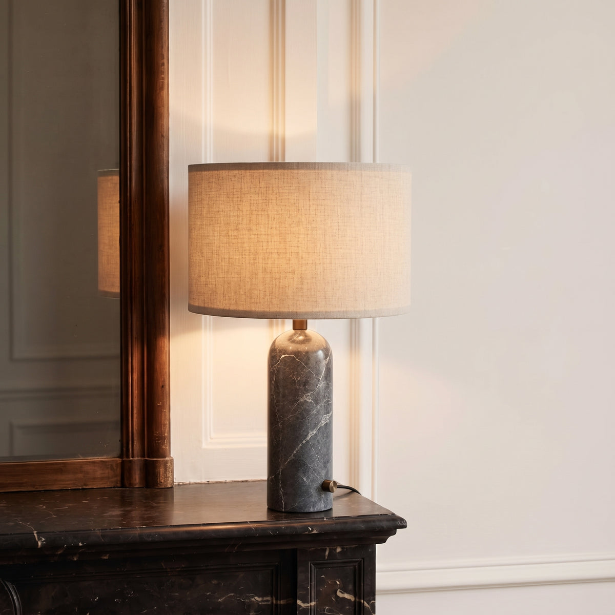 Nimbus Marble Silk Table Lamp