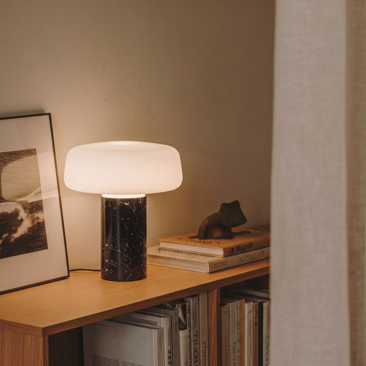 Velka dansk marmorbordlampe