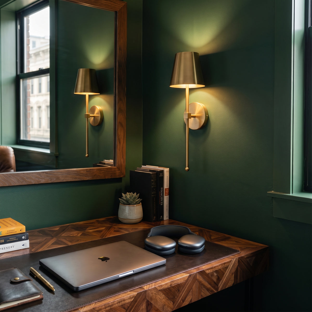 Wireless Rechargeable Wall Light